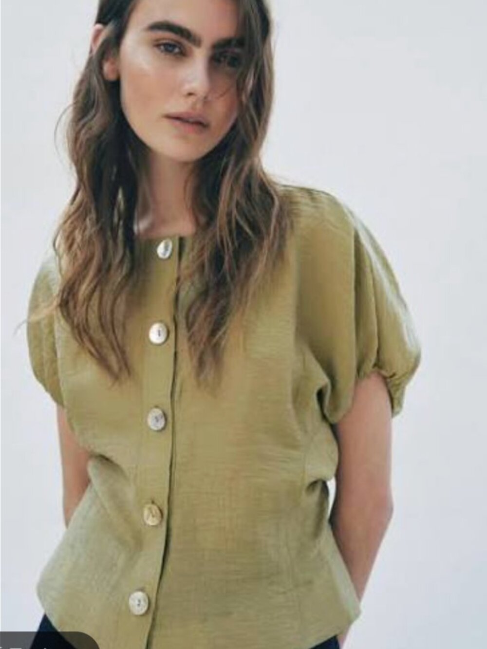 Zara Linen Puff Sleeve Top in Olive Green - size Medium